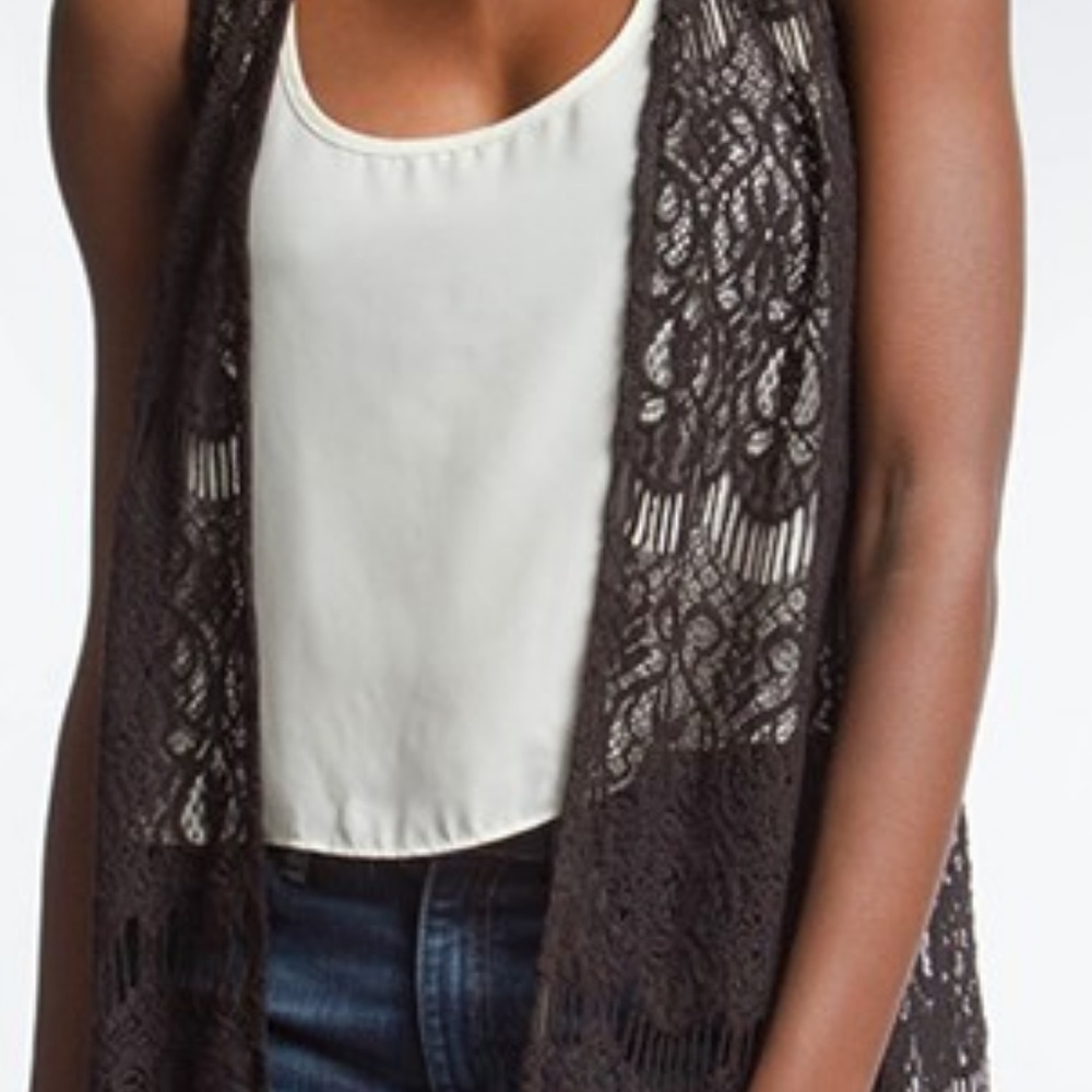 🆕  Ya Los Angeles Boutique  brand . Crochet Lace-type Vest